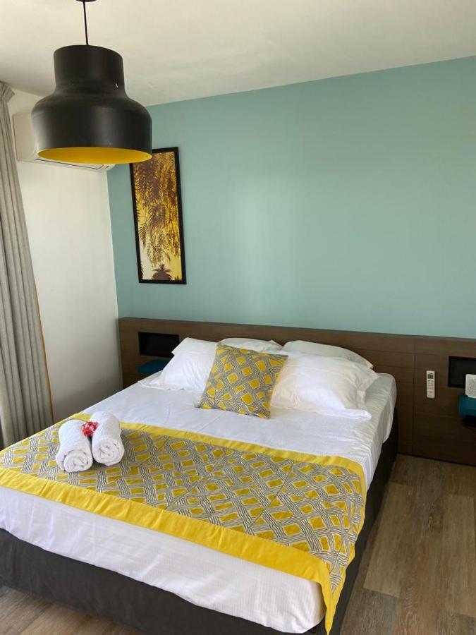 Ti Bou - petite vue mer Belle-Allée Extérieur photo